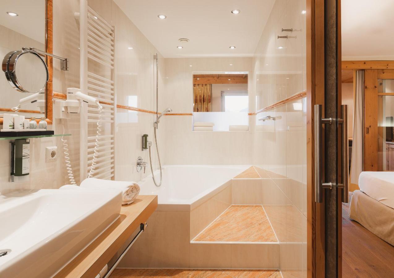 Hotel Bergblick 4 Sterne Superior Fiss Εξωτερικό φωτογραφία