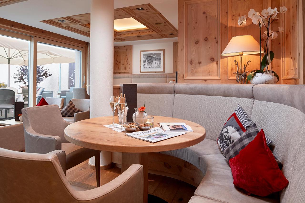 Hotel Bergblick 4 Sterne Superior Fiss Εξωτερικό φωτογραφία